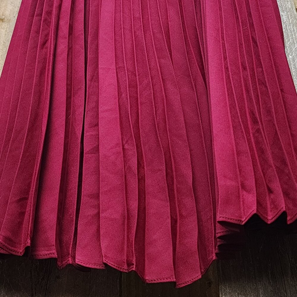 NWT Short pleated dress Large youth/womens - Picture 11 of 12